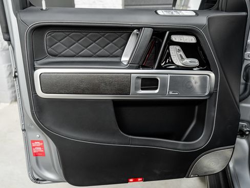 Used 2025 Mercedes-Benz G 63 AMG 4MATIC image 24