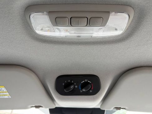 Used 2019 Ford Transit 350 XLT RWD image 29