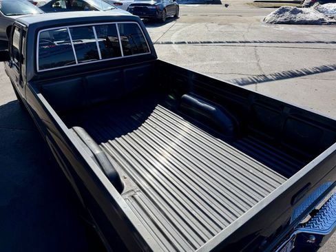 Used 1987 Toyota Pickup Deluxe image 17