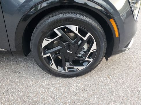 Used 2024 Kia Sportage SX FWD image 6