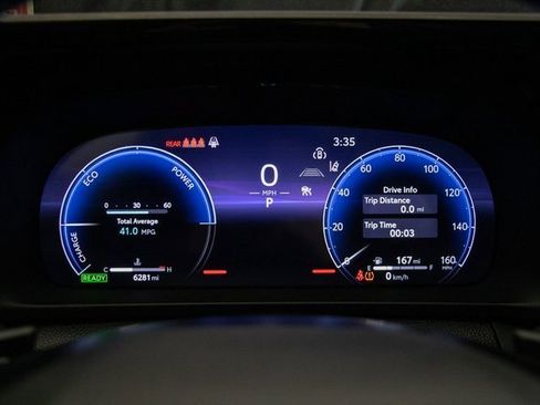 Used 2025 Toyota Crown Signia image 33