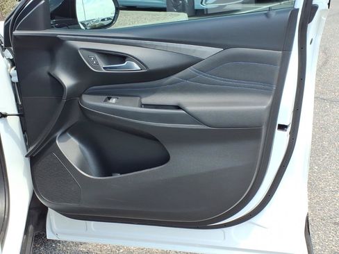Used 2024 Buick Envista Sport Touring w/ Convenience I Package FWD image 14