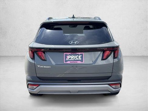 Used 2026 Hyundai Tucson SEL FWD image 6