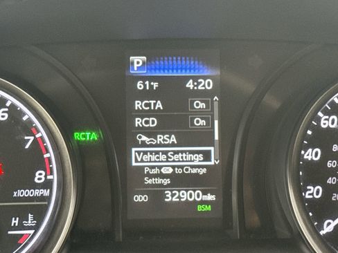 Used 2024 Toyota Camry SE w/ Convenience Package image 22