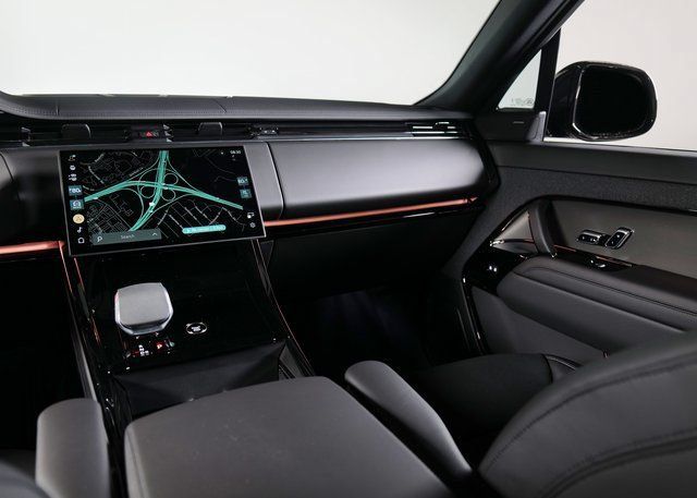 New 2026 Land Rover Range Rover Sport SE AWD/4WD image 16
