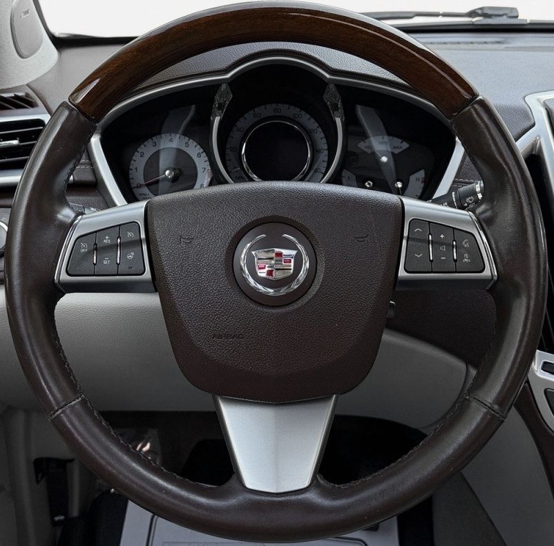 Used 2012 Cadillac SRX Luxury AWD/4WD image 18
