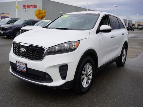 Used 2019 Kia Sorento LX image 7