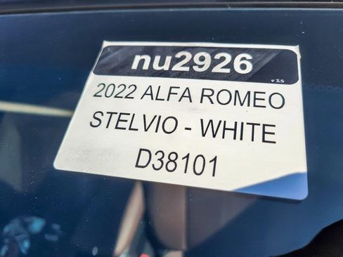 Used 2022 Alfa Romeo Stelvio Ti image 26