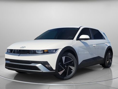 New 2026 Hyundai Ioniq 5 SEL image 2