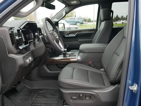 New 2026 GMC Sierra 1500 Elevation w/ Elevation Premium Package image 7