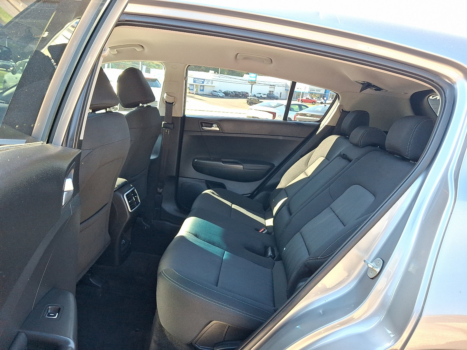 Used 2022 Kia Sportage LX FWD image 10
