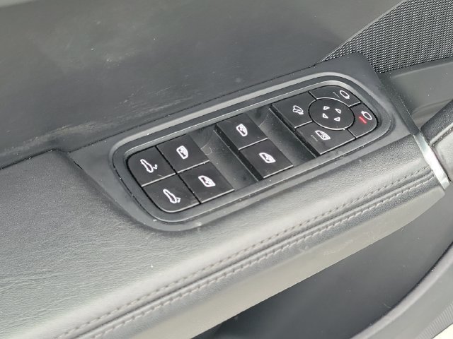 Used 2022 Porsche Cayenne S AWD/4WD image 22