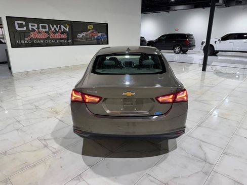 Used 2020 Chevrolet Malibu LT FWD image 10
