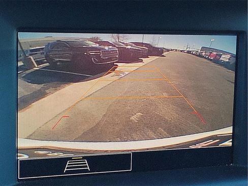 Certified 2024 GMC Terrain SLE image 18