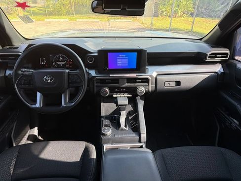 Used 2025 Toyota 4Runner SR5 RWD image 12