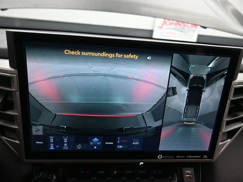 Used 2022 Toyota Tundra Limited image 22