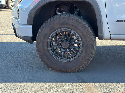 Certified 2024 GMC Sierra 1500 AT4 w/ Technology Package image 9