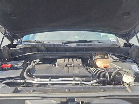 Used 2021 Chevrolet Silverado 1500 LT image 32