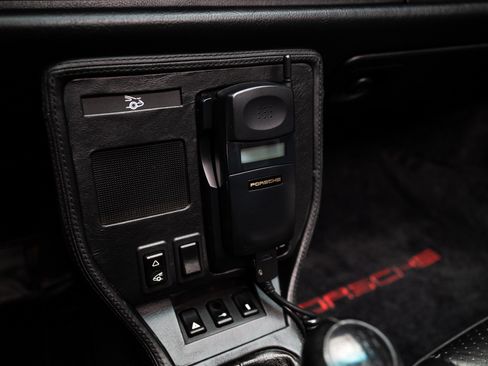 Used 1993 Porsche 911 Carrera image 31