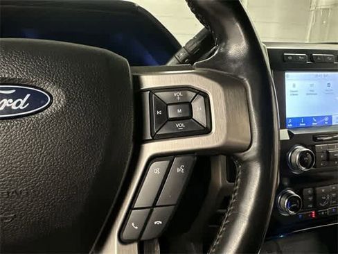 Used 2020 Ford F450 Platinum w/ FX4 Off-Road Package image 9