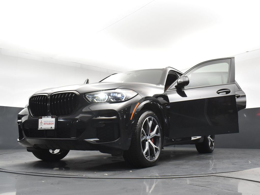 Used 2023 BMW X5 xDrive40i w/ M Sport Edition AWD/4WD image 35
