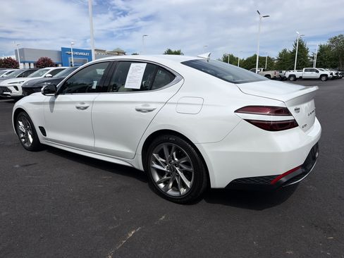 Used 2022 Genesis G70 2.0T AWD/4WD image 8