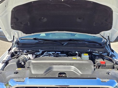 New 2026 RAM 3500 Tradesman AWD/4WD image 18