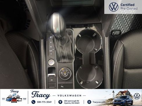 Certified 2023 Volkswagen Atlas Cross Sport SE w/ Panoramic Sunroof Package AWD/4WD image 15
