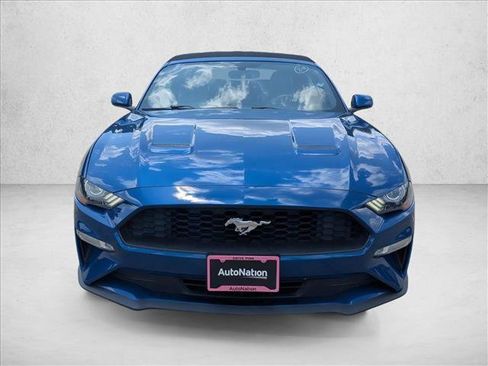 Used 2018 Ford Mustang Convertible RWD image 2