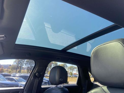 Used 2019 Porsche Cayenne image 19