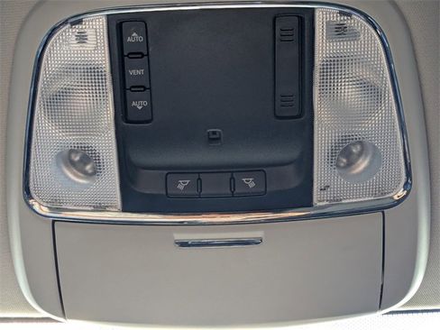 Used 2013 Dodge Durango SXT image 27