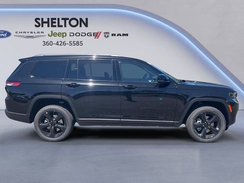 New 2025 Jeep Grand Cherokee L Altitude AWD/4WD image 4