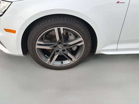 Used 2018 Audi A4 2.0T Premium Plus image 41