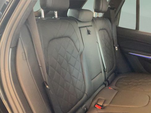 Used 2023 BMW X5 xDrive40i w/ Executive Package AWD/4WD image 43