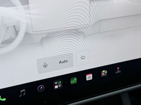 Used 2023 Tesla Model S AWD/4WD image 45