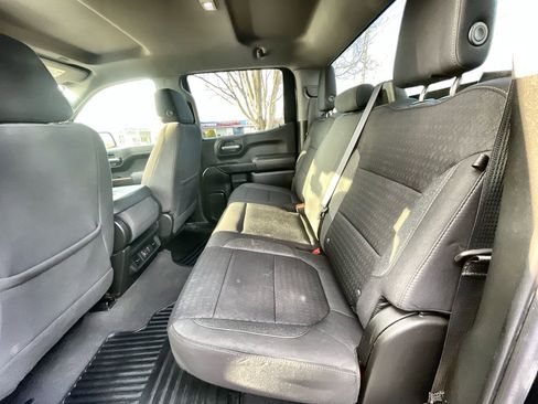 Used 2022 Chevrolet Silverado 1500 LT image 24