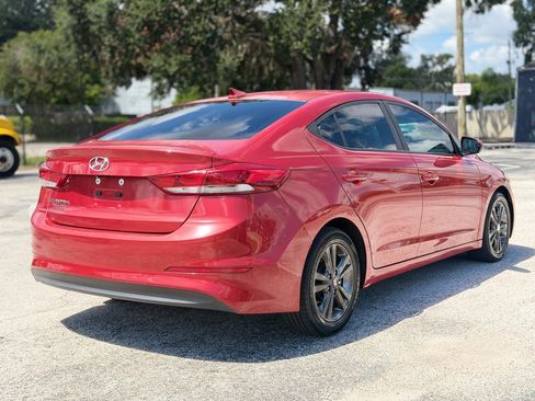 Used 2017 Hyundai Elantra SE FWD image 5