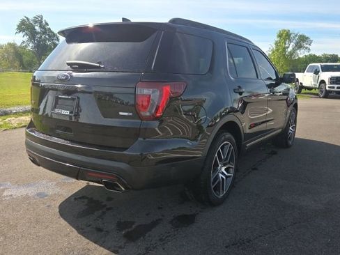 Used 2017 Ford Explorer Sport AWD/4WD image 8