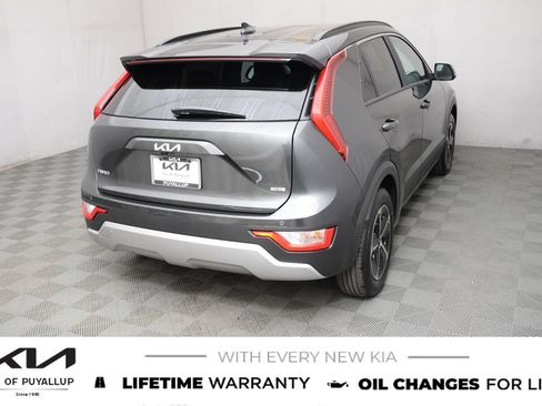 New 2026 Kia Niro EX FWD image 5