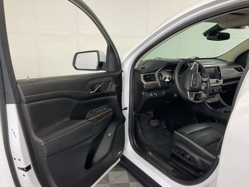 Used 2023 GMC Acadia Denali w/ Trailering Package AWD/4WD image 24