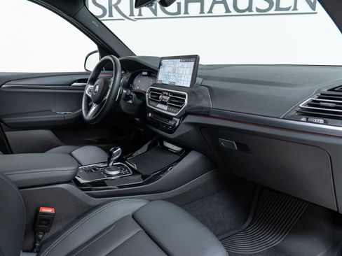 Used 2024 BMW X3 xDrive30i w/ Premium Package w/ZPA image 21