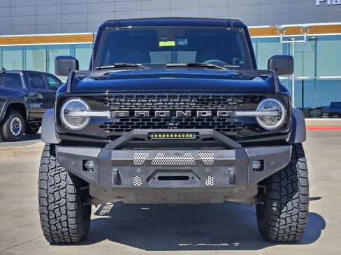 Used 2022 Ford Bronco Wildtrak image 6