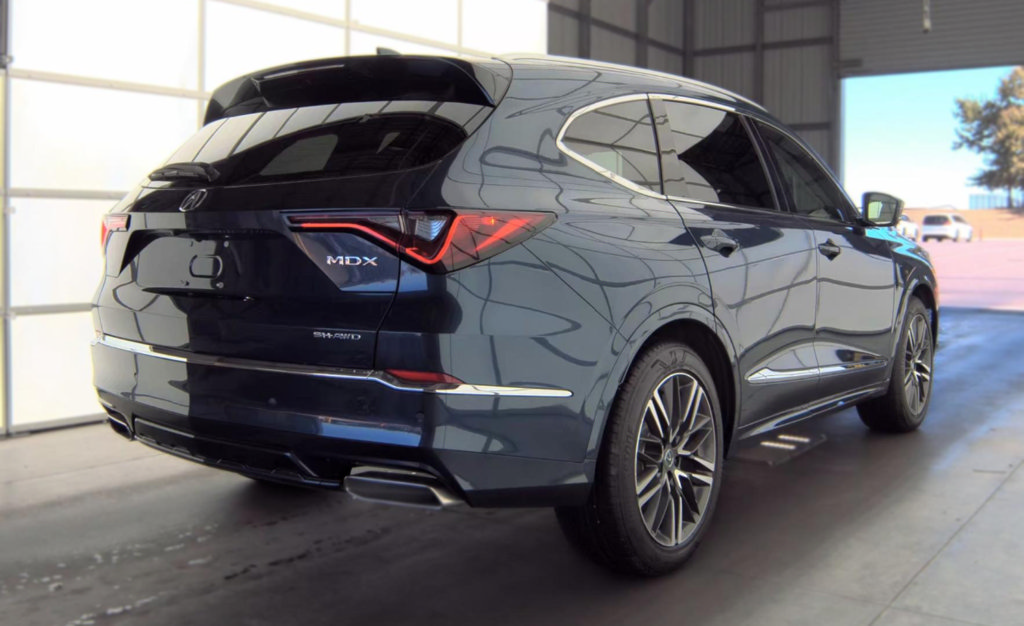 Used 2025 Acura MDX w/ Advance Package AWD/4WD image 6