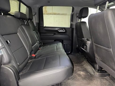 Used 2025 Chevrolet Silverado 3500 LTZ AWD/4WD image 22