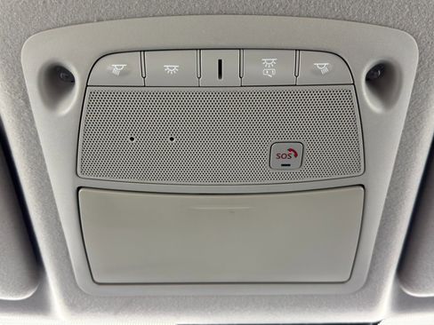 Used 2021 Nissan Leaf SV image 27