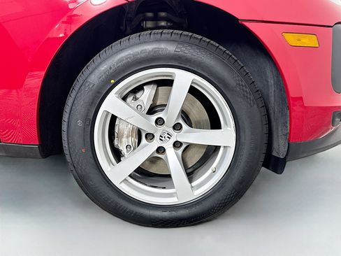 Used 2021 Porsche Macan image 30