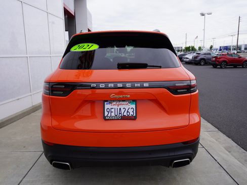 Used 2021 Porsche Cayenne E-Hybrid AWD/4WD image 10