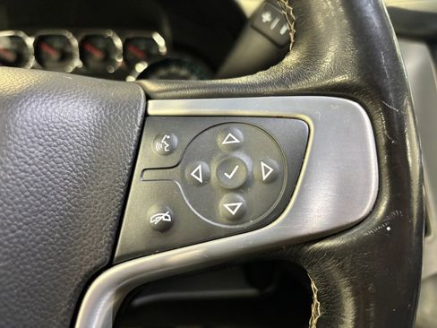 Used 2020 GMC Yukon XL SLT w/ Open Road Package image 38