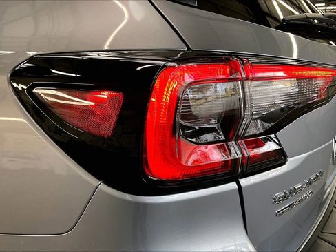 Used 2022 Subaru Outback Premium image 30