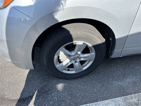 Used 2017 Nissan Quest SV image 5